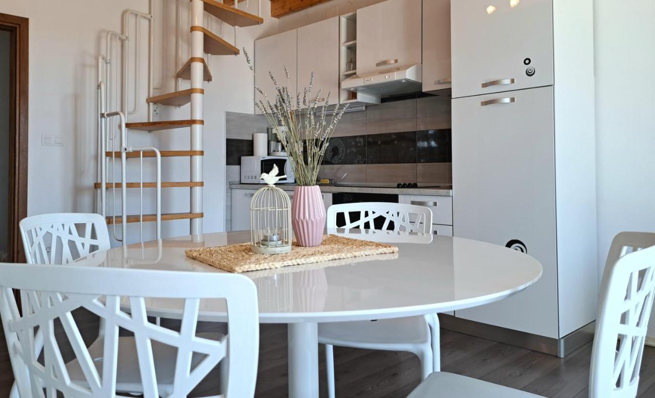 Apartment Oaza Mira Tribalj Extérieur photo