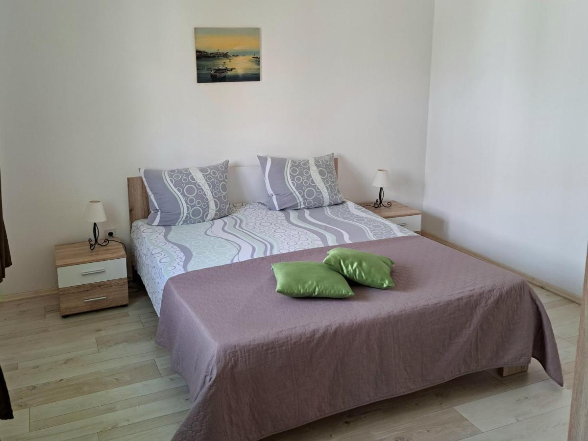 Apartment Oaza Mira Tribalj Extérieur photo