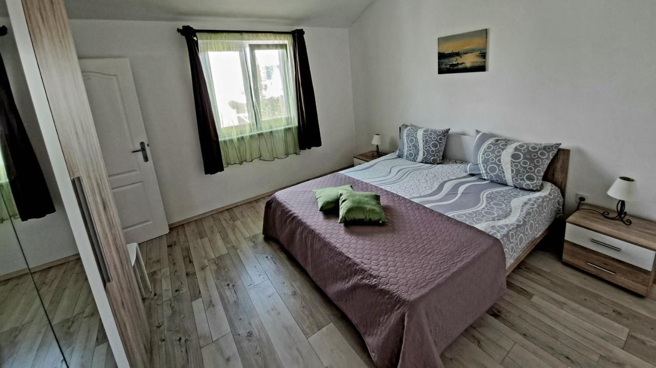 Apartment Oaza Mira Tribalj Extérieur photo