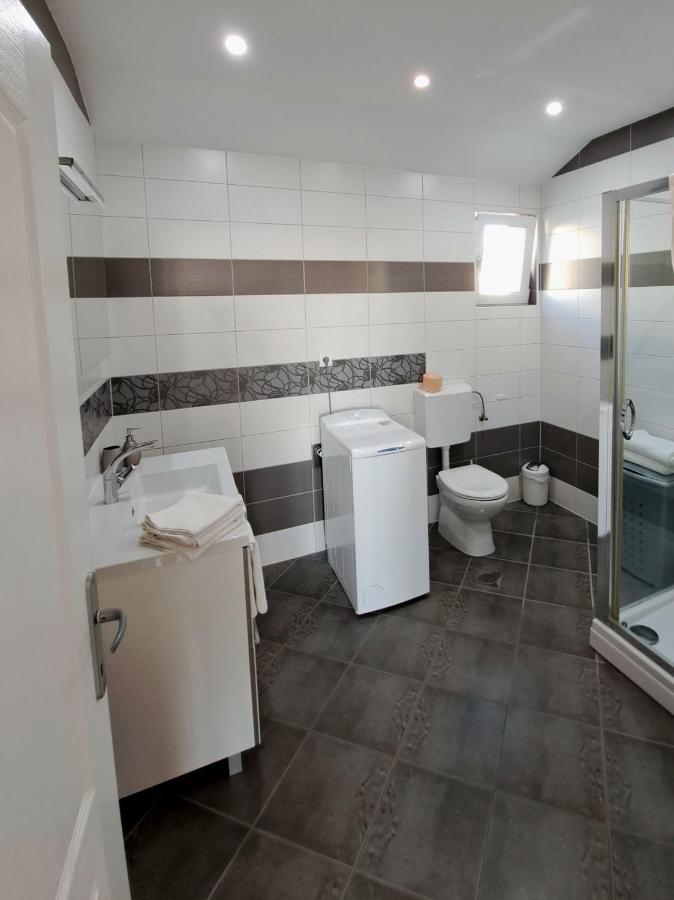 Apartment Oaza Mira Tribalj Extérieur photo